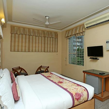 Oyo 1639 Hotel Anand Hospitalities Gurgaon Exterior photo