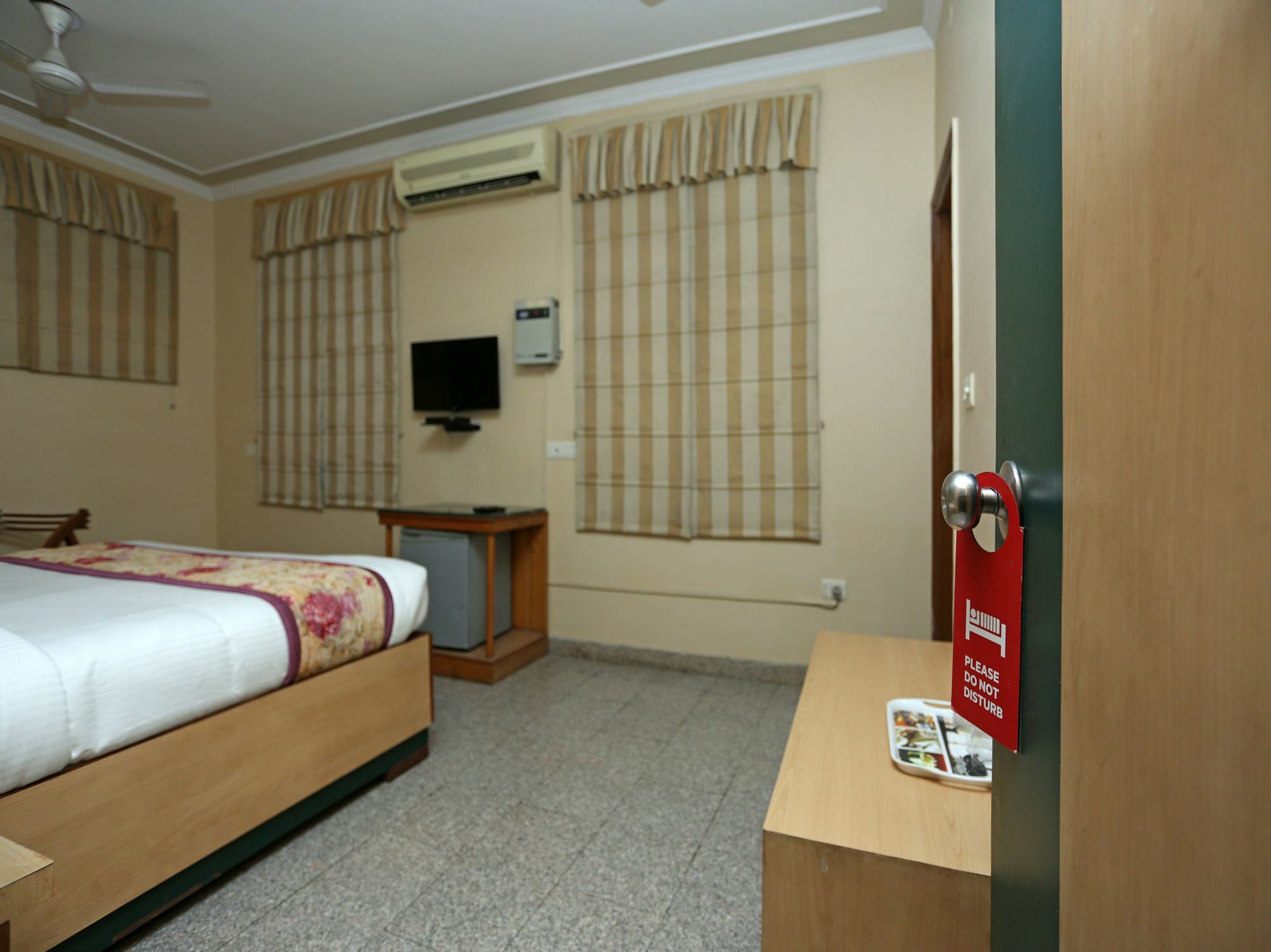 Oyo 1639 Hotel Anand Hospitalities Gurgaon Exterior photo