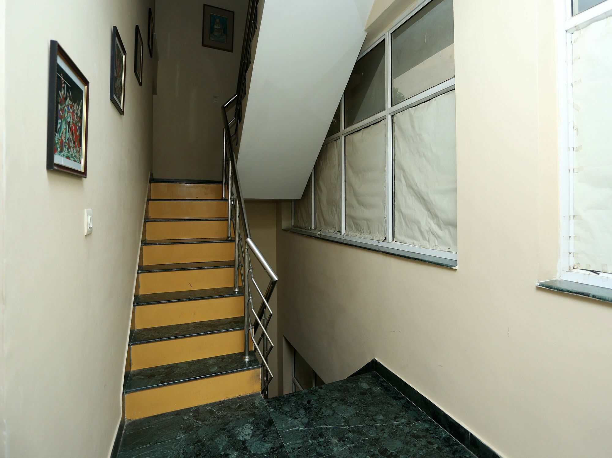 Oyo 1639 Hotel Anand Hospitalities Gurgaon Exterior photo